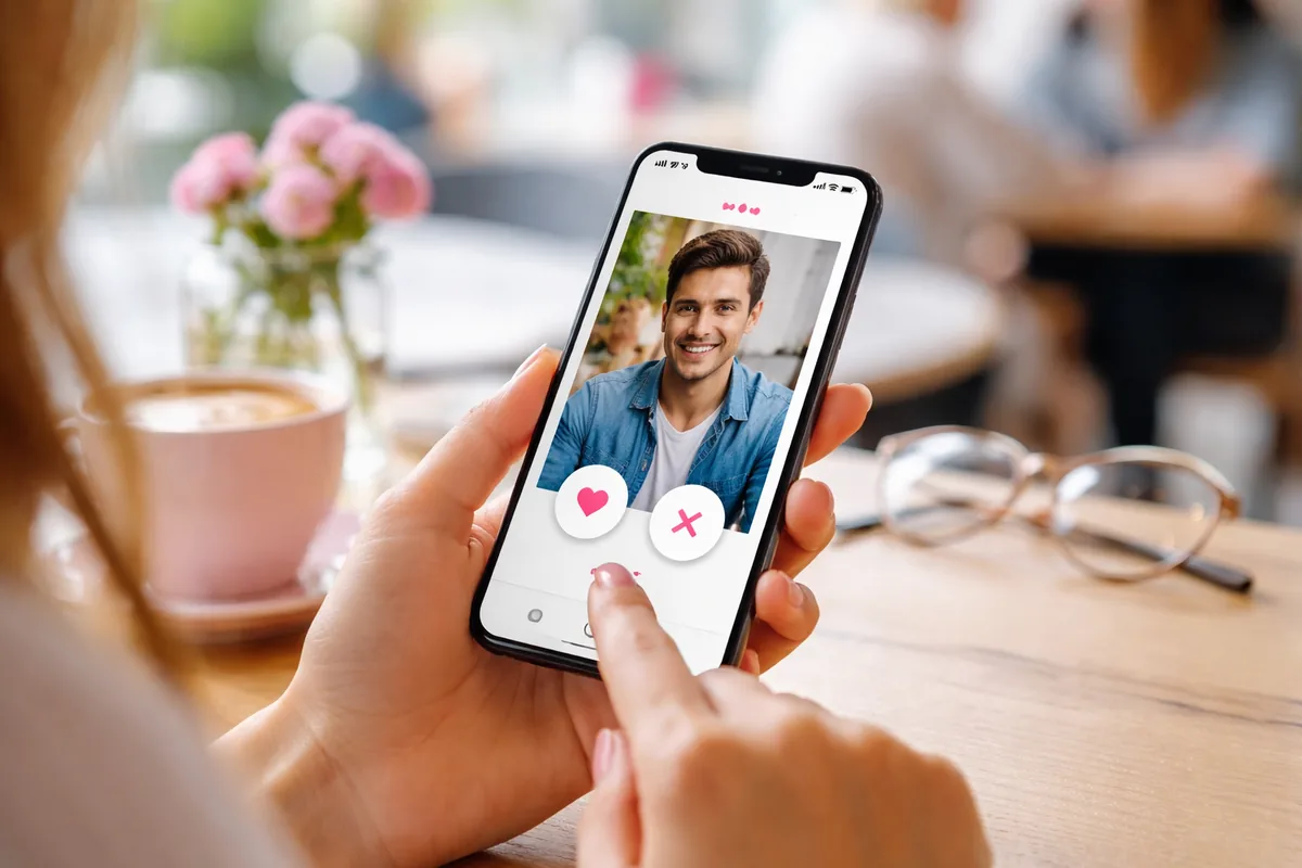 Quels sont les avantages et inconvénients des applications de rencontres ?